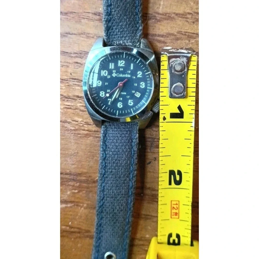 Columbia Watch-Water Resistant-Stainless Steel Caseback- CL 1209‎ - Works - READ